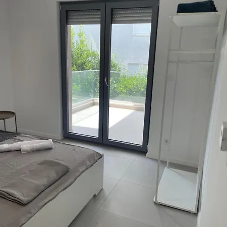 Villa Una Apartment *