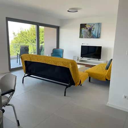 Villa Una Apartment *