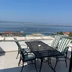Villa Una Διαμέρισμα *