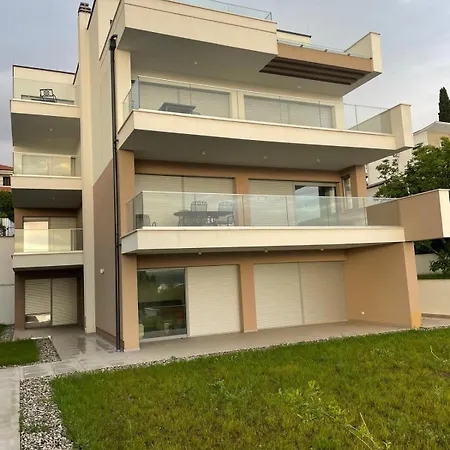 Villa Una Appartamento