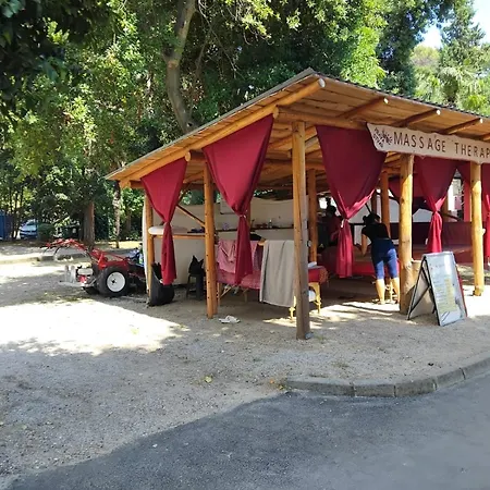 Villa Una