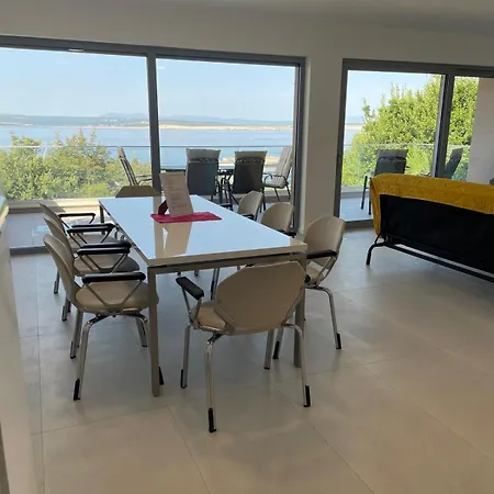 Villa Una