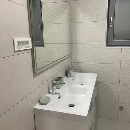 Διαμέρισμα Villa Una *